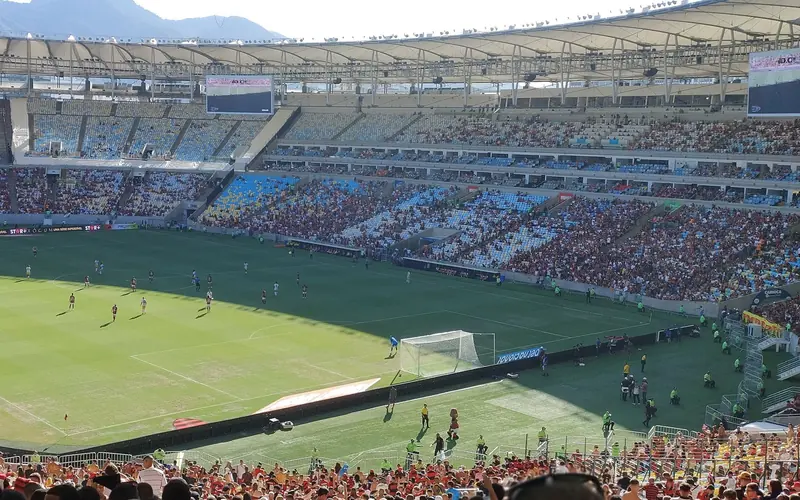 Full stands and the pitch at the Maracanã during a day match
